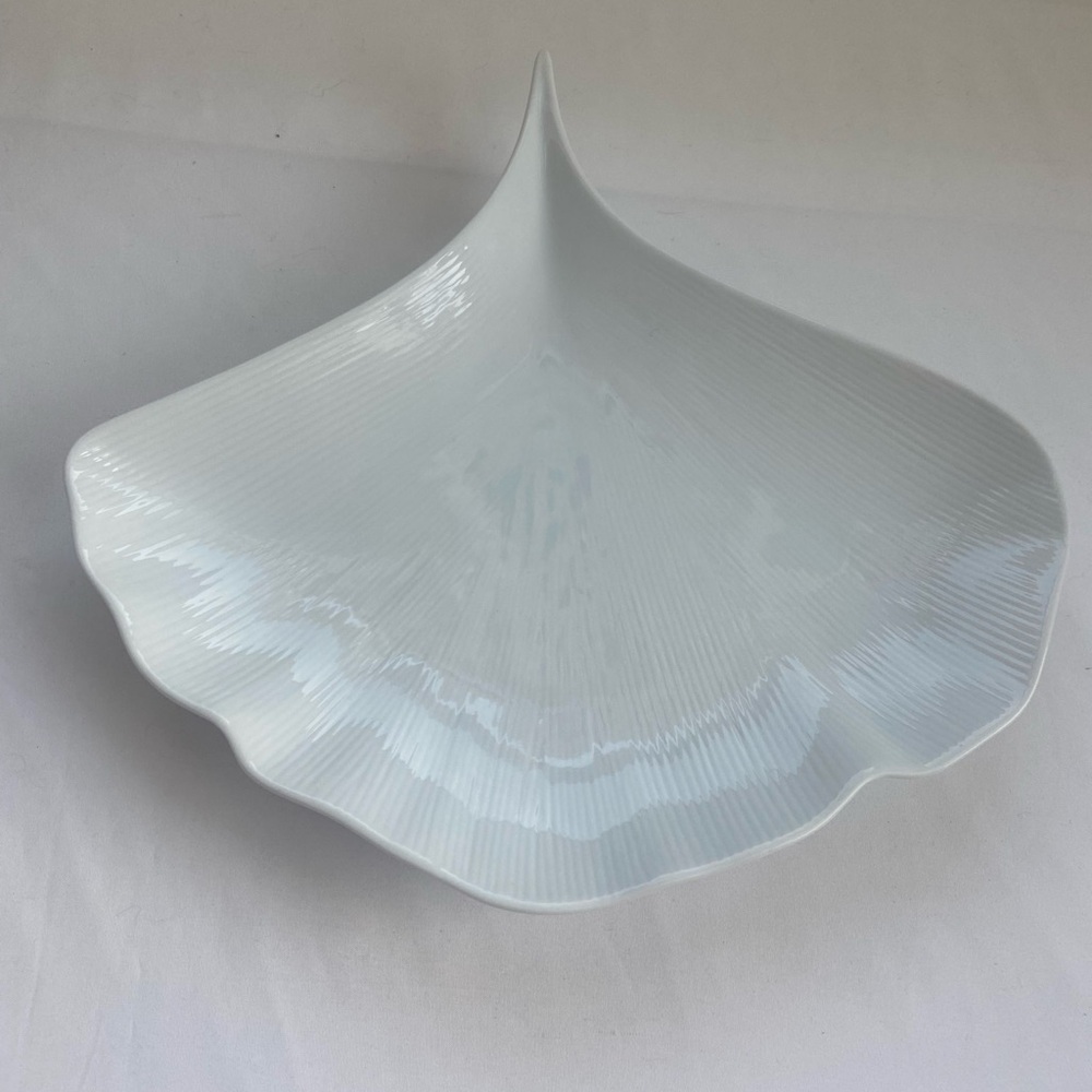 Crate&Barrel White Leaf-Shaped Dish